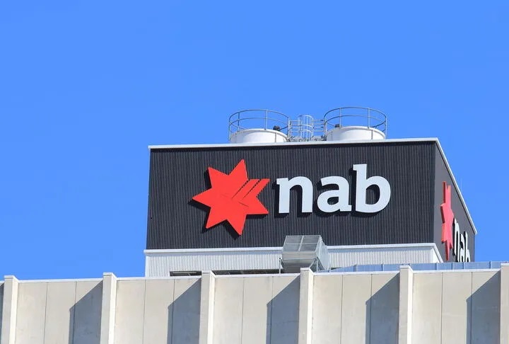 Choosing between a Personal loan or Credit card on National Australia Bank